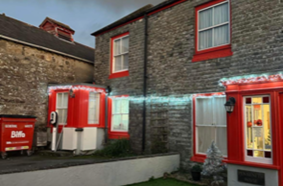 Penmeneth House - An outside view of the home