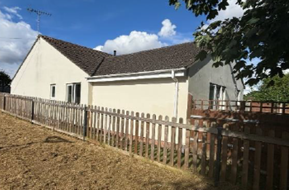 18 Acorn Avenue - An outside view of the home