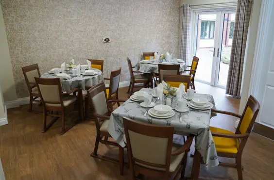 Nunthorpe Oaks Residential Care Home - Photo of the dining area