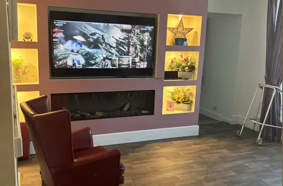 Leighswood - Photo of the lounge area