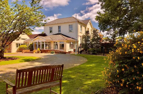 Lashbrook House Care Home - An outside view of the home