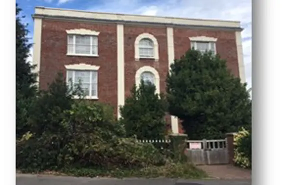 Cleeve Lodge Care Home - An outside view of the home