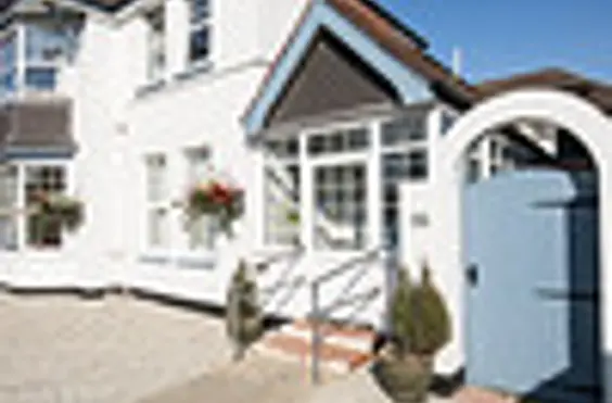 Autumn Lodge - Bognor Regis - An outside view of the home