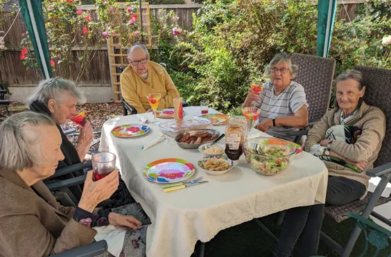 Chestnuts Retirement Home - Photo of the garden where applicable