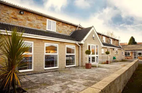 Barnfield Manor Care Home - An outside view of the home