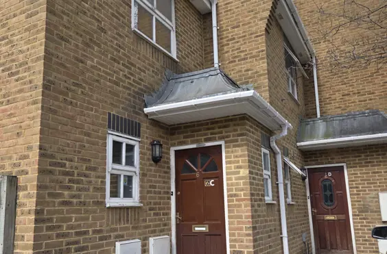 Haydons Lodge - An outside view of the home